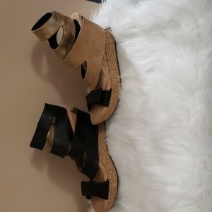 Modzori Mid Wedge 2 in 1  Size 10 Reversible to Black or Taupe/ WORN ONCE